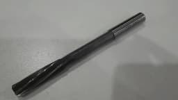 HSS H7/H8 Straight Shank Spiral Groove Machine Reamer 3-20mm, Used for Precision Cutting and Expanding Holes in Metal Materials