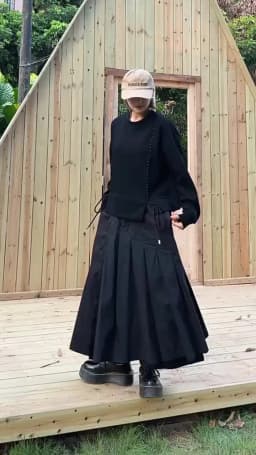 [EAM] Black Topstitched Big Size Casual Sweatshirt New Round Neck Long Sleeve Women Fashion Tide Spring Autumn 2026 1DK0315