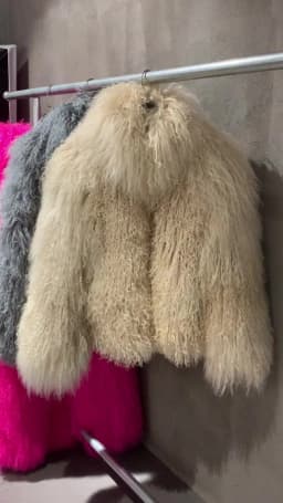 Mongolian Fur Jacket Stand Collar Women's Mongolian Fur Coat Winter Warm Winter Natural Fur Cloth 908