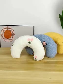 Cute Dogs Cats Little Pillows U-Shaped Neck Protector Pets Deep Sleep Pillow for Puppy Kitten Soft Fluffy Calming Toys Washable