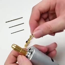 Mini Drill Chucks Adapte 7Pcs/set 0.5-3mm(Inner2mm-2.35mm)Small Electric Drill Bit Collet Micro Twist Chuck Tool Kit Woodworking