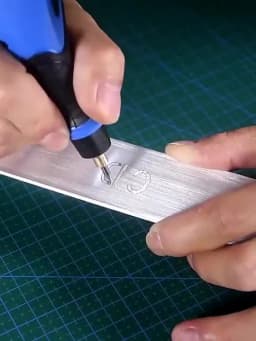 220V 25W Speed Adjustable Electric Engraving Pen Handheld Metal Lettering and Marking Machine Stone Concrete Engraving Machine
