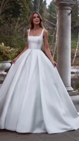 Customized Elegant Simple Square Collar Satin Wedding Dress for Women A-Line Backless Bride Gown with Pockets Vestidos De Novia