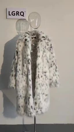 LGRQ 2026 Winter Fur Coat Women's Medium Long Waistless Spotted Long Sleeve Fake Fox Polka Dots Jacket Female Windbreaker WV9630