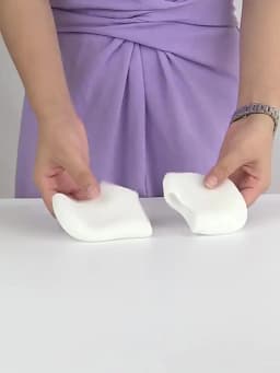 2Pcs Silicone Feet Care Socks Moisturizing Gel Heel Thin Socks with Hole Cracked Foot Skin Care Protectors Lace Heel Cover