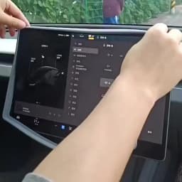 For Tesla Model YL/3 Highland/Y Juniper2024-2026 Silicone Screen Frame, Display Edge Body Cover, Central Control Bezel Protector