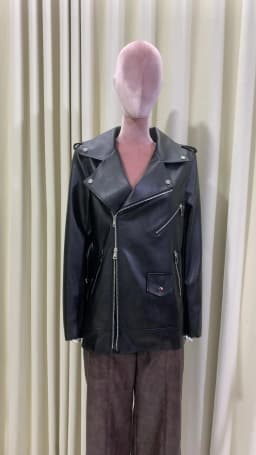 Lautaro Spring Autumn Cool Handsome Black Soft Pu Leather Jacket Women Shoulder Pads Long Sleeve Runway European Fashion 2024