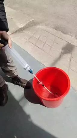 Car Brake Fluid Oil Extractor Auto Oil Change Syringe with Hose Manual Fuel Suction & Filler Fluid Oil Change Evacuator Pump