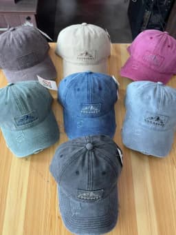 New Style Unisex Washed Cotton Vintage Baseball Cap Mountain Peak Embroidery Outdoor Sports Dad Hat For Men And Women