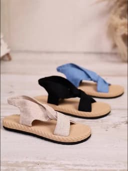 New Summer Women's Slip-On Sandals, Breathable, Lightweight, Simple, Stylish Outdoor Party Sandals for Women to Wear Alone