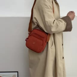 Lightweight Oxford Shoulder Bag for Women – Multi-Pocket Crossbody Purse Ideal for Business & Travel