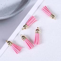 100Pcs Keychain Tassels Bulk 3cm Leather Tassel Pendants Colorful Tassels for Keychain DIY and Craft