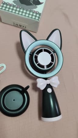 New Cat-Shaped Handheld Fan with Strong Wind, USB Charging, Suitable for Student Dormitories, Desktop Small Fan with Light