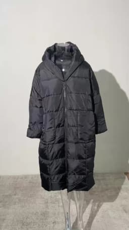 [EAM] New Winter Loose Parkas Hooded Long Sleeve Black Long Cotton-padded Warm Loose Big Size Jacket Women Fashion 2026 JD12101