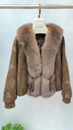 2026 New Winter Warm Natural Real Fox Fur Collar Goose Down Jackets Puffer Jackets Women Thick Female Casual Coats