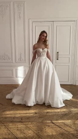 Customized Off Shoulder Two Pieces Wedding Dress Lace Applique Glitter Skirt Bridal Gown with Detachable Skirt 2 in1 Style