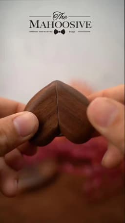 Elegant Heart Shaped Wooden Ring Box Single Slot Durable Jewelry Organizer Box Reusable Portable Proposal Ring Case Engagement
