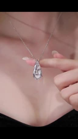 Bellux Copper Alloy Plated with K Gold White Water Drop Single 12 Carat Diamond Light Luxury Fashion Daily Earrings