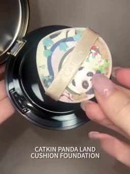 Panda Land Full Coverage Cushion Fondation, Breathable Hydrating Nourishing Poreless Face Makeup Save for Sensitive Skin