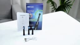 Smart Rotating Electric Toothbrush, Rechargeable Rotary Toothbrush with 4 Heads, Electric Toothbrush for Adults Soft Replacement