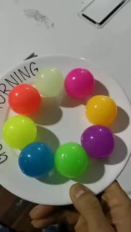 3/6Pcs Sticky Wall Balls Ceiling Balls Stress Relief Luminous Fun Decompression Sticky Ball Anxiety Relief Glowing Ceiling Balls