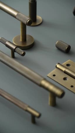 Nurlin Brass Diamond-cut Cross Knurl Pattern Gold Black Kitchen Cabinet Handles Wardrobe Pull T-bar Knobs 500mm Long Available
