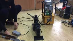 750W Electric Hydraulic Pump Machine 2-70Mpa, 10000 PSI, Single Acting with Manual Valve Oil Pressure Pump, 7L Tank with Pedal