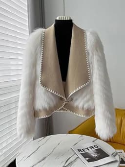 Popular high-end Hepburn style short Coat for women's Winter 2026 new Mink coat Ladies Fur Jackets Fox Fur Car Strip Mink Jacket