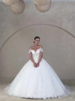 BEPEITHY Customized Off Shoulder Lace Wedding Dresses 2026 For Women Glitter Bridal Ball Gown Plus Size Vestidos De Novia
