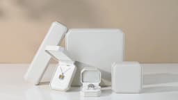 Oirlv Wedding Ring Box Leather Jewelry Box Earring Bracelet Necklace Box Gift Jewelry Organizer Ring Box for Engagement Proposal