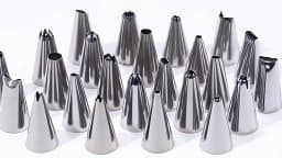 Piping Bags and Tips Set Cake DIY Decorating Kit with Stainless Steel Nozzle Reusable Silicone Pastry Cake Decorating Tools