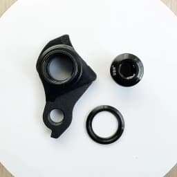 SRAM UDH Universal Derailleur Hanger for Canyon, Santa Cruz, Specialized, Transition, Trek, Whyte, YT, Norco, Mondraker