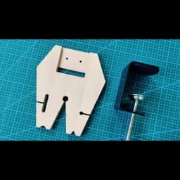 PHYHOO Wood Mini Table Clamp Small Bench Vice Jeweler Hobby Clamps DIY Mold Craft Repair Tool Portable Work Bench Screw Vise