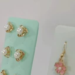 Custom Color Ear Studs Display Rack 12 Holes Earrings Holder Jewelry Organizer L Shaped Earring Display Stand 1pcs