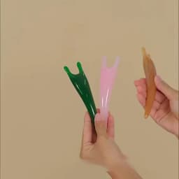 〔San〕 Resin Face Lifting Scraping Massage Nose Lifting Massage Y-shape Guasha Massage Reduce Puffiness Meridians Tool