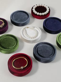 Yinbeini Premium Velvet Bracelet Display Tray Ring Bangle Placement Tray Jewelry Storage Tray TB004