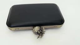 Antique DIY Bag Accessories Rectangle Metal Box Clutch Frame with Black Plastic Shell And Pineapple Top Head Purse Frame Mold