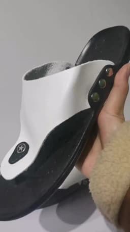 YRZL Slippers Summer Flip-Flops for Men Beach Slippers Brown Sandals Comfortable Shoes Non-Slip Bathroom Shoes Men Slides