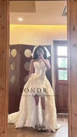 Sondr Customized Hi-Lo Chic Korean Wedding Dresses Strapless Lovely Japanese Bridal Wedding Party Dress with Long Train