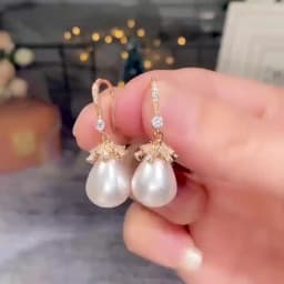 Huitan Elegant Round Imitation Pearl Dangle Earrings Dazzling CZ Women Engagement Wedding Graceful Accessories Fashion Earrings