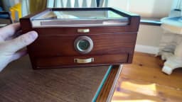 Cigar Humidor with Built-in Music Box System and Cedar Wood Tray-Transparent Top Desktop Humidor,Digital Hygrometer & Humidifier