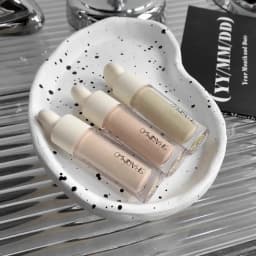 Flawless Finish Liquid Concealer Full Coverage for Blemishes Dark Circles & Freckles Smooth Application Long-Lasting,