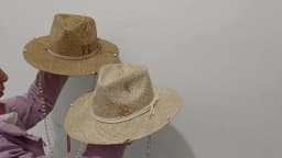 Metal letter beige straw hat handmade design hat pearl chain summer sun hat new letter hat beach women gorras para hombres