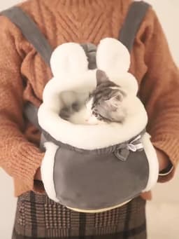 Pet Carrier Bag Small Cat Dogs Backpack Winter Warm Soft Plush Carring Pets Cage Walking Outdoor Travel Kitten Hanging Chest Bag