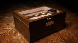 Cigar Humidor,Cedar Wood Cigars Case with Digital Hygrometer Humidifier,Measuring Scale & Drawer,Glass Top Desktop Humidor Gifts