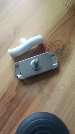 Multi-function Lids Off Jar Opener Labor-saving Screw Can Opener for Kitchen Gadget Stainless Steel Bottle Cap Opener Adjustable