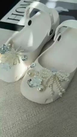 Luxury Pearl Chain Flower Ballet Clogs Accessories Summer 2026 Elegant Rhinestore DIY Shoes Charms Set Women Shoes Decorations