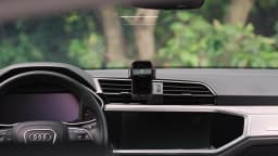 Car Phone Charger Phone Holder 15W Wireless & Wired Charger Auto Sensing One-Touch Release and Rotation Qi FCC ROHS Certified