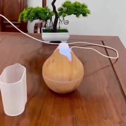 Multi-Functional Humidifier 200ML USB Powered Aromatherapy Essential Oil Diffuser Modern Humidifier | Durable Humidifier