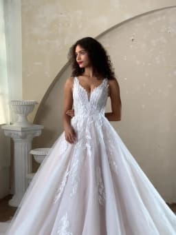 BEPEITHY Customized A-Line Champagne Wedding Dresses 2025 Spring V Neck Sleeveless Romantic Bride Ivory Bridal Gown Vestidos